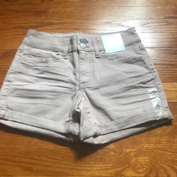 So Shorts - Picture 9 of 13